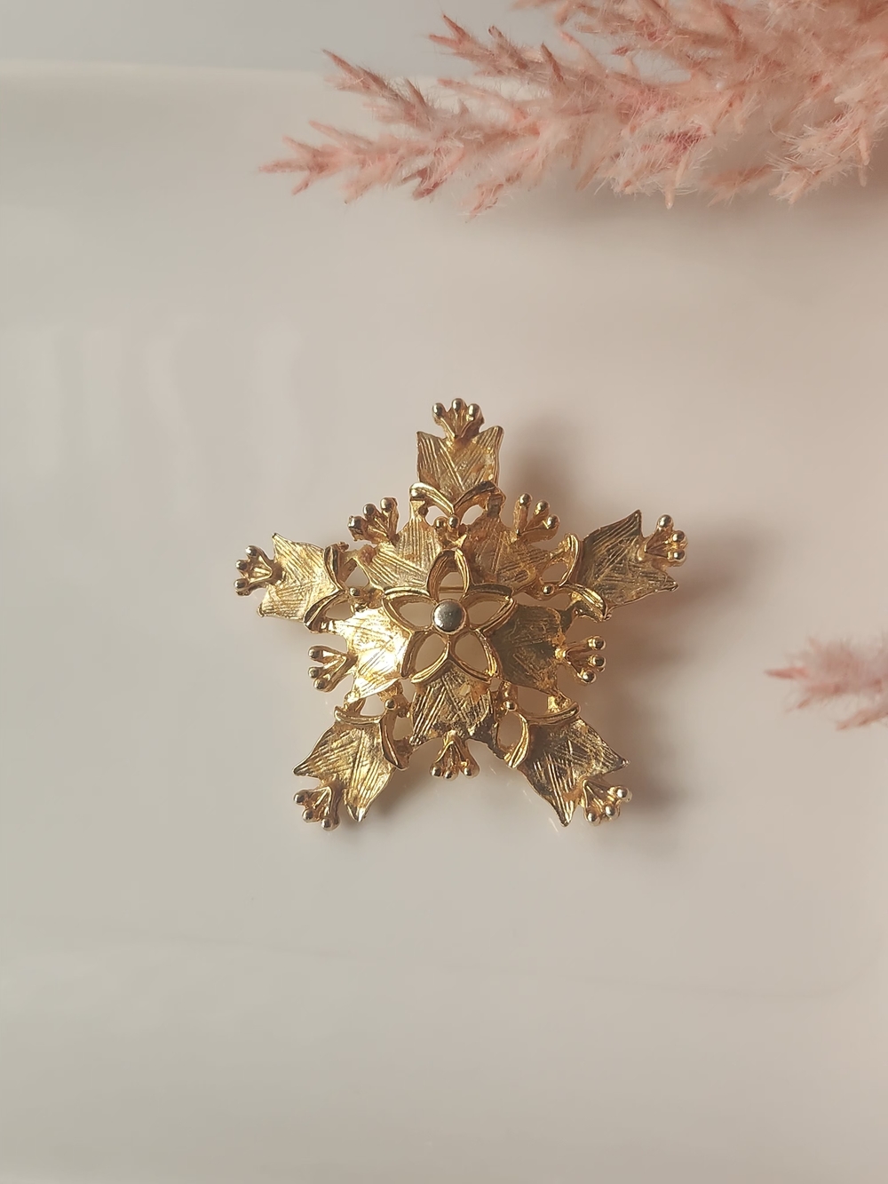Gold-Tone Floral Brooch Like New